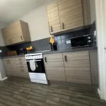 Vendégház West Lakes 3 Bedroom - Sleeps 5 - Self Check In - Fully Furnished House Workington