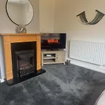 West Lakes 3 Bedroom - Sleeps 5 - Self Check In - Fully Furnished House Workington