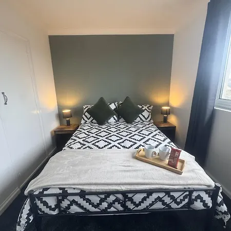 West Lakes 3 Bedroom - Sleeps 5 - Self Check In - Fully Furnished House Konukevi Workington