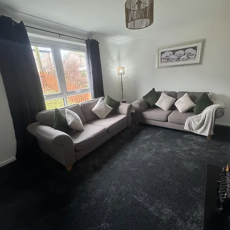 게스트하우스 West Lakes 3 Bedroom - Sleeps 5 - Self Check In - Fully Furnished House